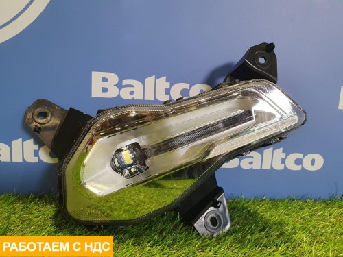 Фара противотуманная правая